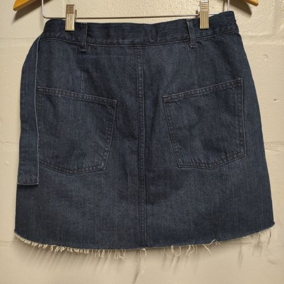 Madewell dark wash denim wrap skirt size 6 - Picture 6 of 6